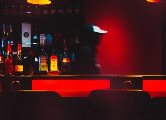 ハプニングバーの画像