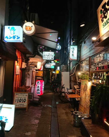 パークアベニュー堂山商店街