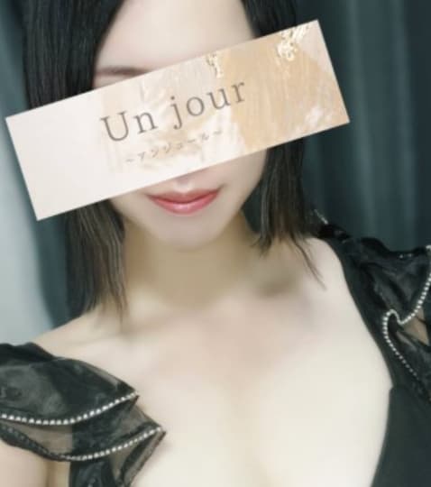 アンジュールの女の子