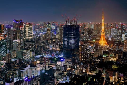 東京