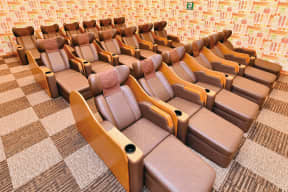 リクライニングコーナー