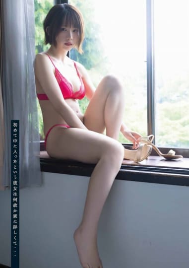 えなこ 乳首