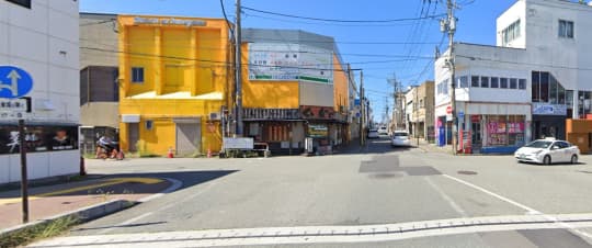 くしやもつや秋田店