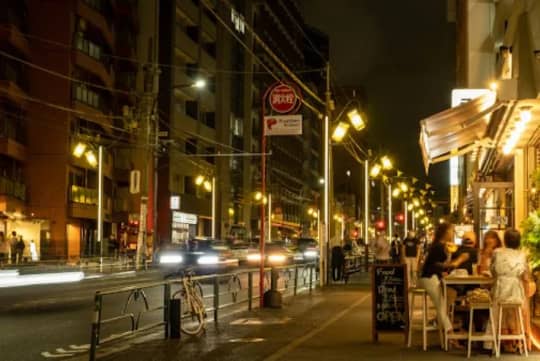 東京