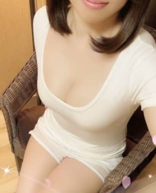 サロンドエクラの女の子