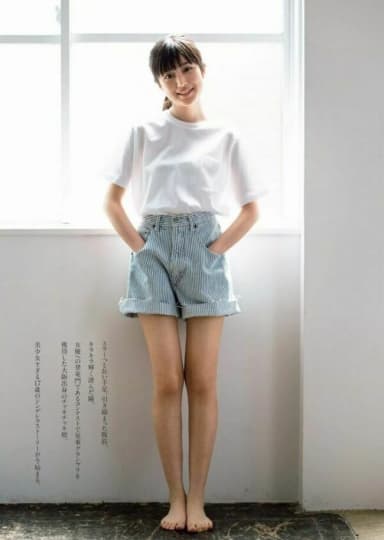 福本莉子 おっぱい