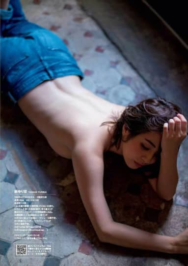 柳ゆり菜 おっぱい