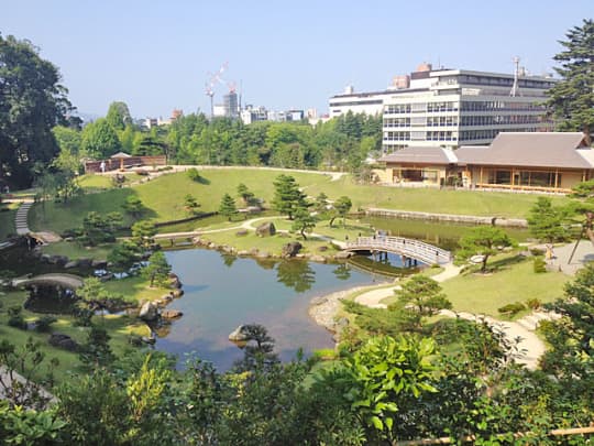 池泉回遊式庭園