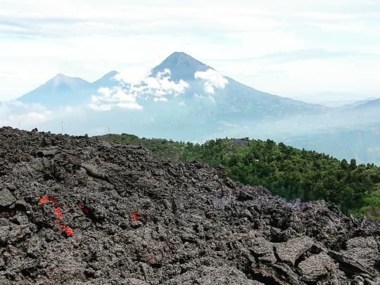 火山とマグマ