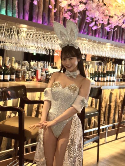小野六花