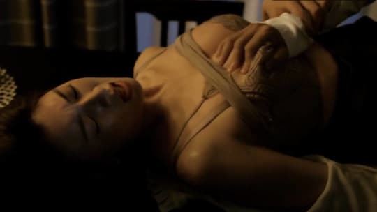 先生の白い嘘の濡れ場