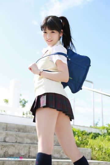 神谷えりな おっぱい