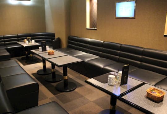 ファインの店内