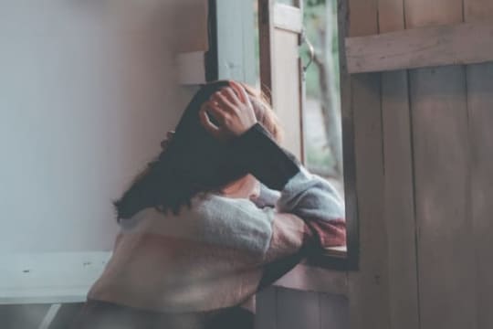 女性