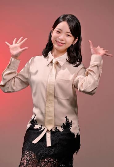 趣里