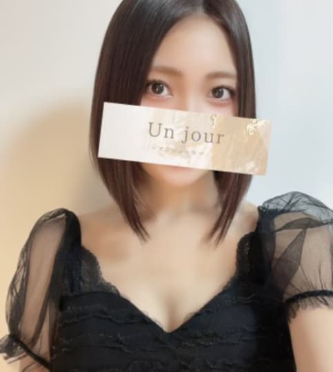 アンジュールの女の子