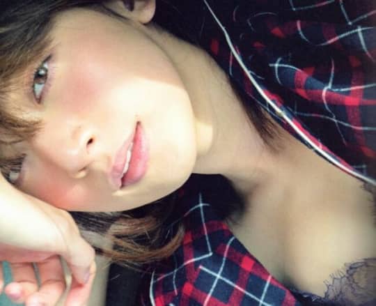 橋本奈々未 おっぱい