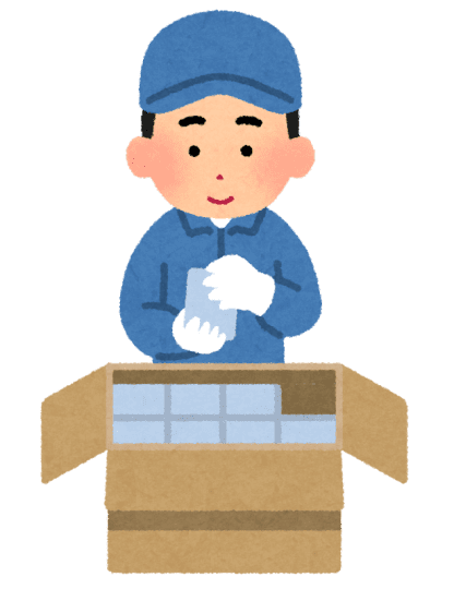 検品する男性