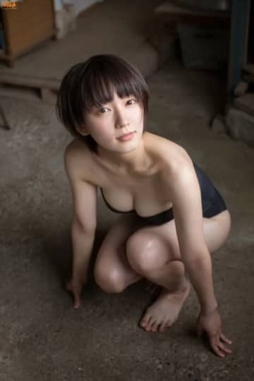 吉岡里帆
