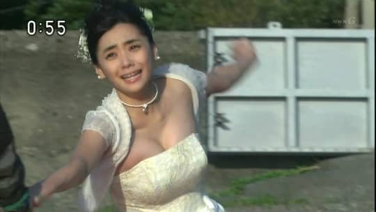 倉科カナ おっぱい