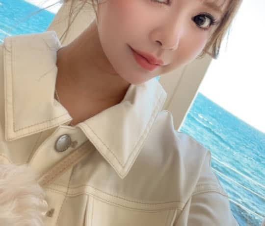 女性