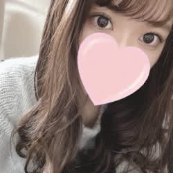 「添い寝リフレ あいどーる」の女の子