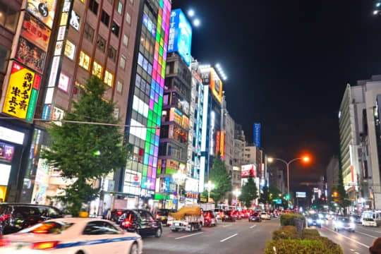 新宿駅前