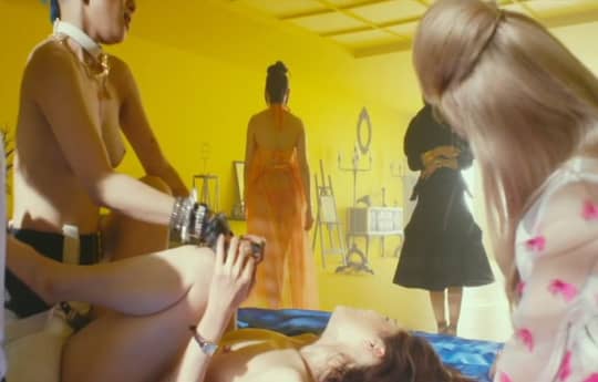 筒井真理子 エロ