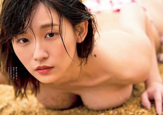 浅川梨奈 おっぱい