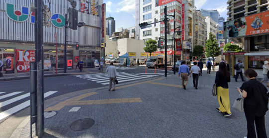 新橋駅前