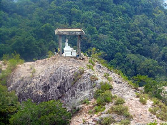 ローズ・クォーツ・マウンテン