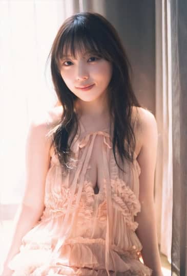与田祐希 おっぱい