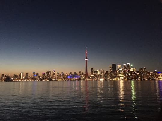 トロントアイランドからの夜景