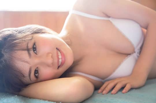 小芝風花 パンチラ