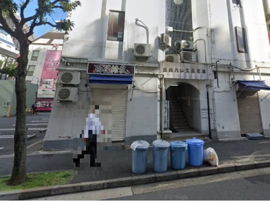 百花繚乱　店舗前