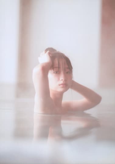 影山優佳 エロ