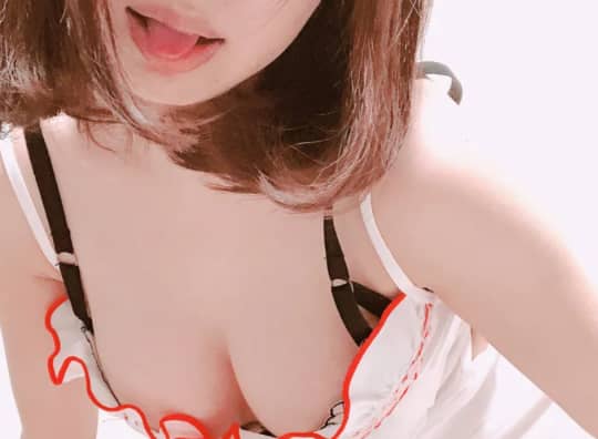 女性