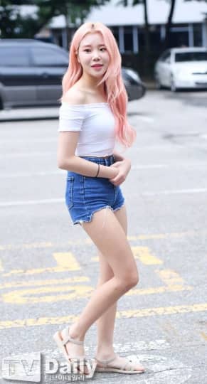 MOMOLAND(モモランド) 流出