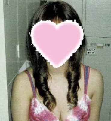 女性