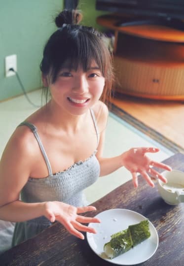 齊藤京子 おっぱい