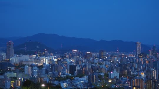 夜の広島