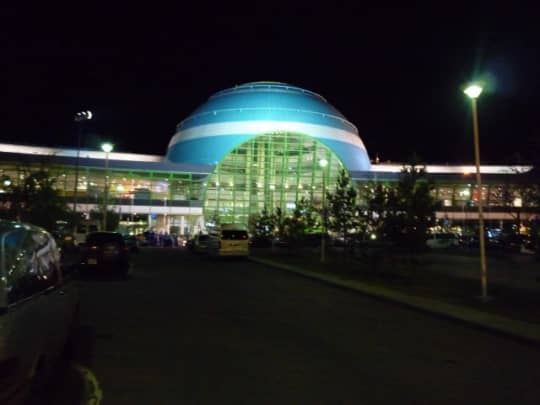 ヌルスルタン空港