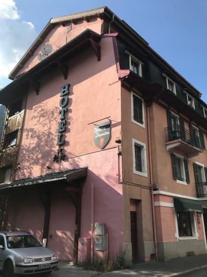 シャモニー　ホテル