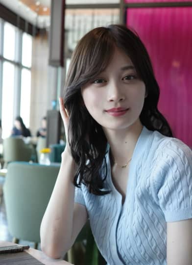 山下美月