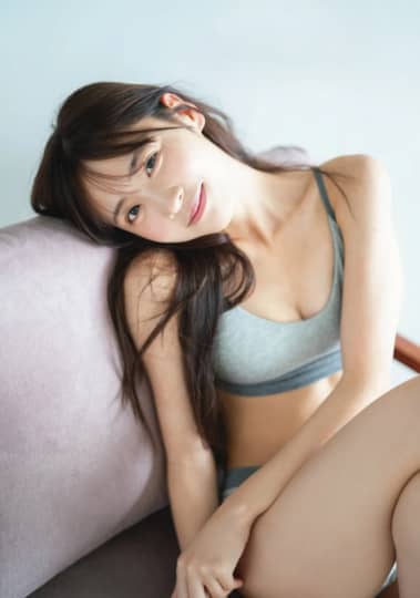 Bカップ 芸能人