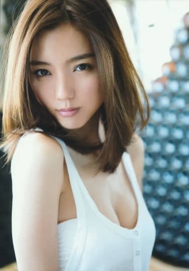 真野恵里菜 エロ