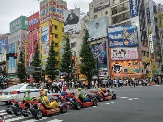 秋葉原 パンチラ