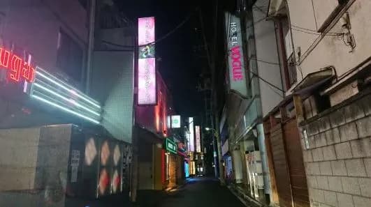 鶯谷_夜