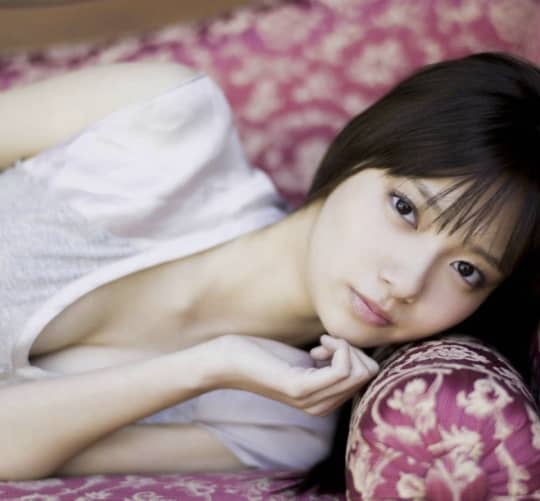 新川優愛のおっぱい画像