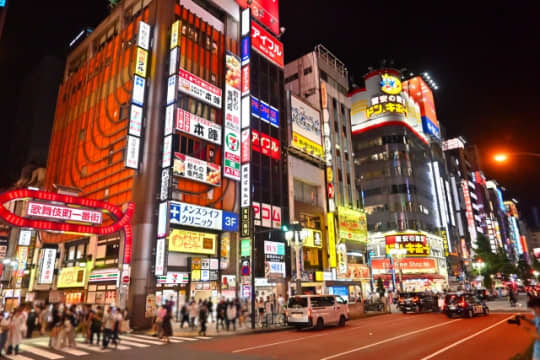 夜の歌舞伎町